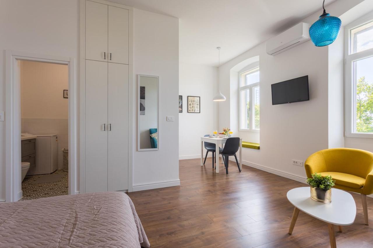 Bu2 Pula Studio Apartment Kültér fotó